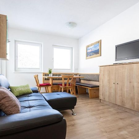 Ferienwohnung Alpenherz Neustift im Stubaital Bagian luar foto